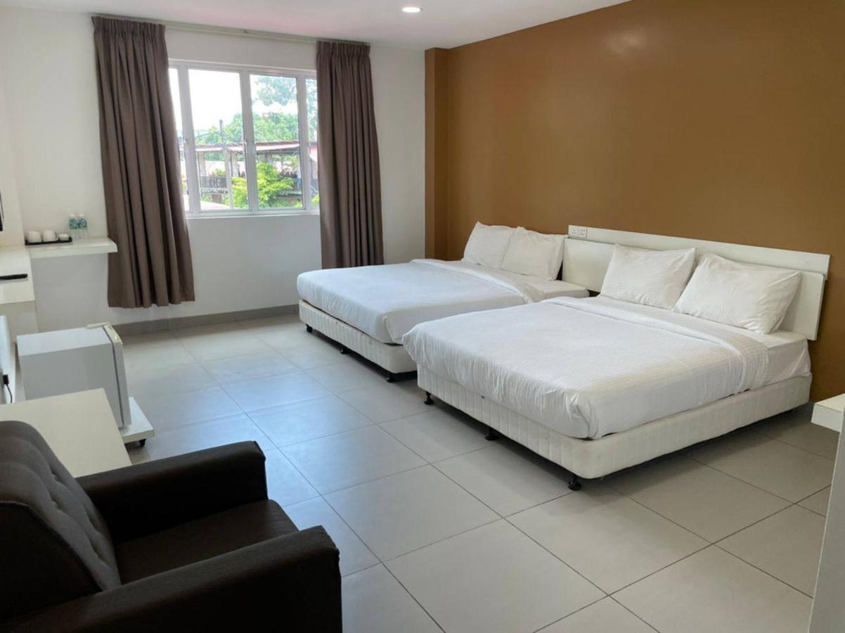 Melati Tanjong Beach Resort Pantai Cenang  Exterior foto